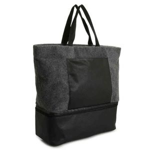 DSW (NWT!)- Gray Felt Tote